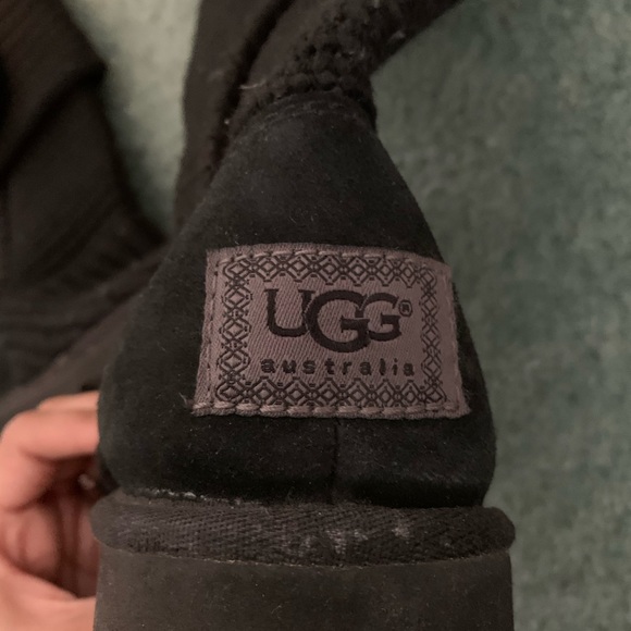 UGG Classic Cardy Boot - Picture 2 of 3